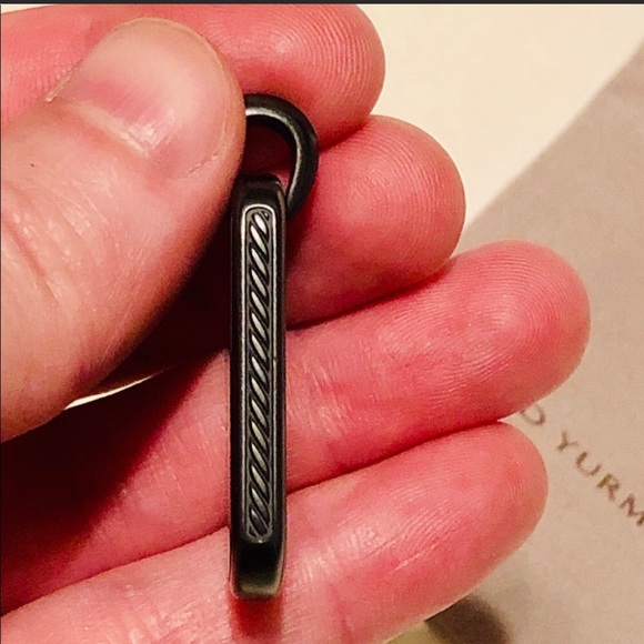 David Yurman Titanium Onyx Dog Tag with 22” Chain - Picture 5 of 8